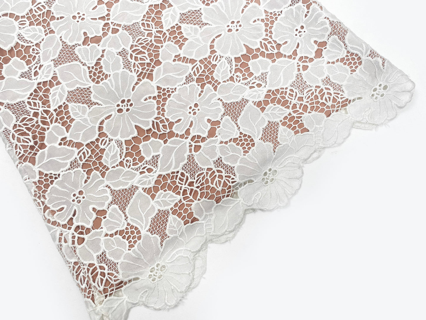 Lace pattern tube top suspender dress