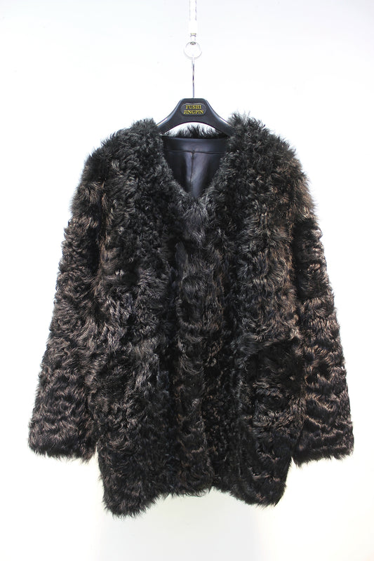 Lmported Tuscan sheepskin one-piece slimming fur jacket