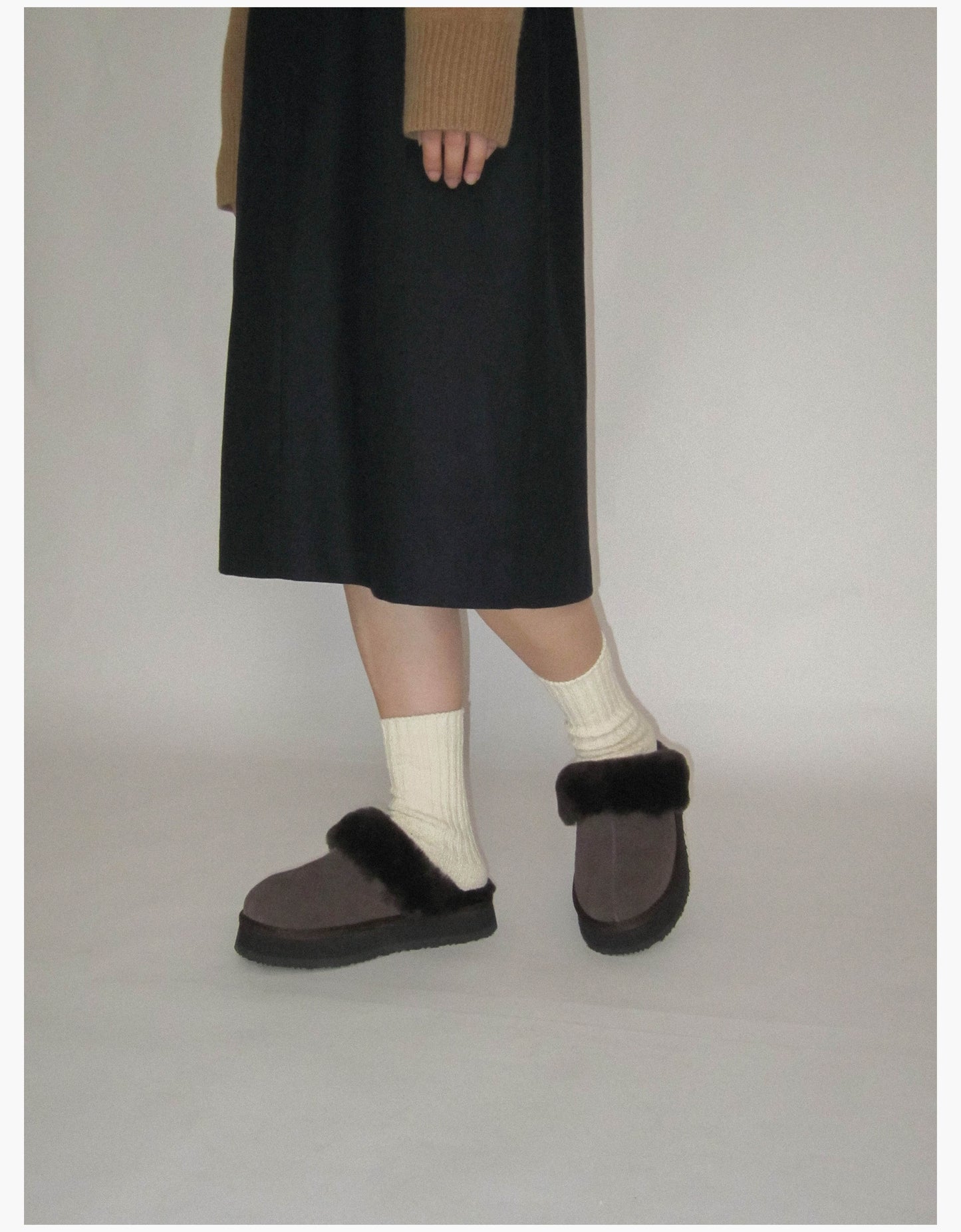 Thick-soled snow-covered cotton slippers