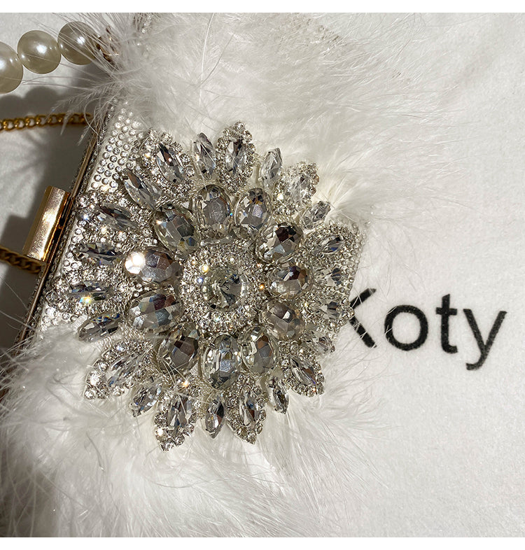 High-end heavy-duty diamond-encrusted pearl chain bag