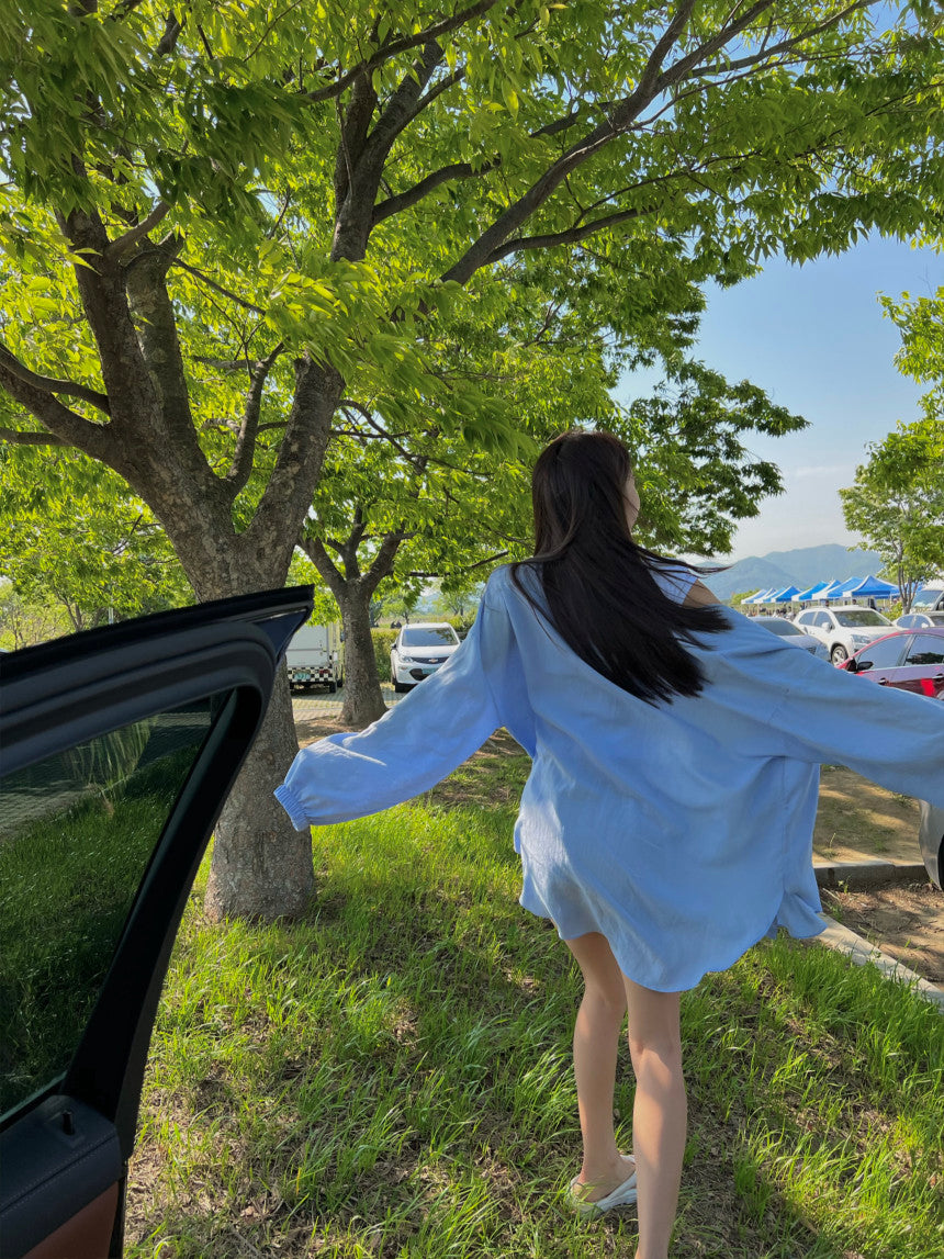 Blue long-sleeved shirt loose shorts two-piece suit