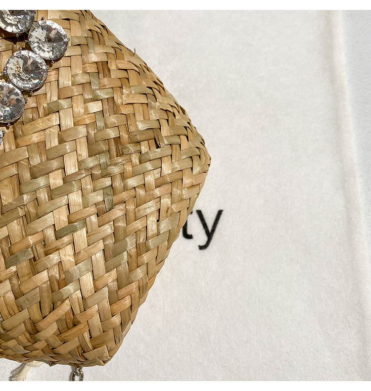 Straw woven vegetable basket chain bucket bag