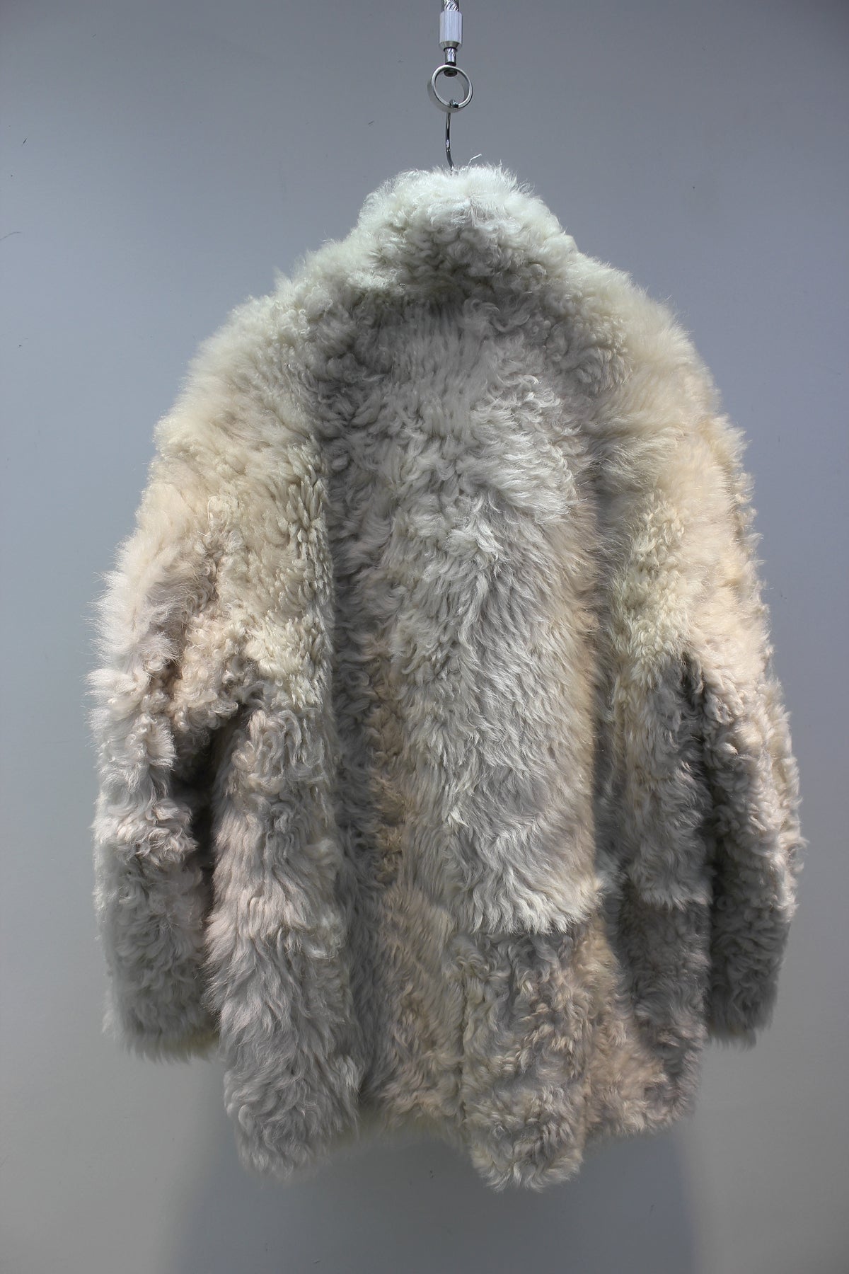 Tuscan sheepskin one-piece stand-collar fur coat imported from Spain