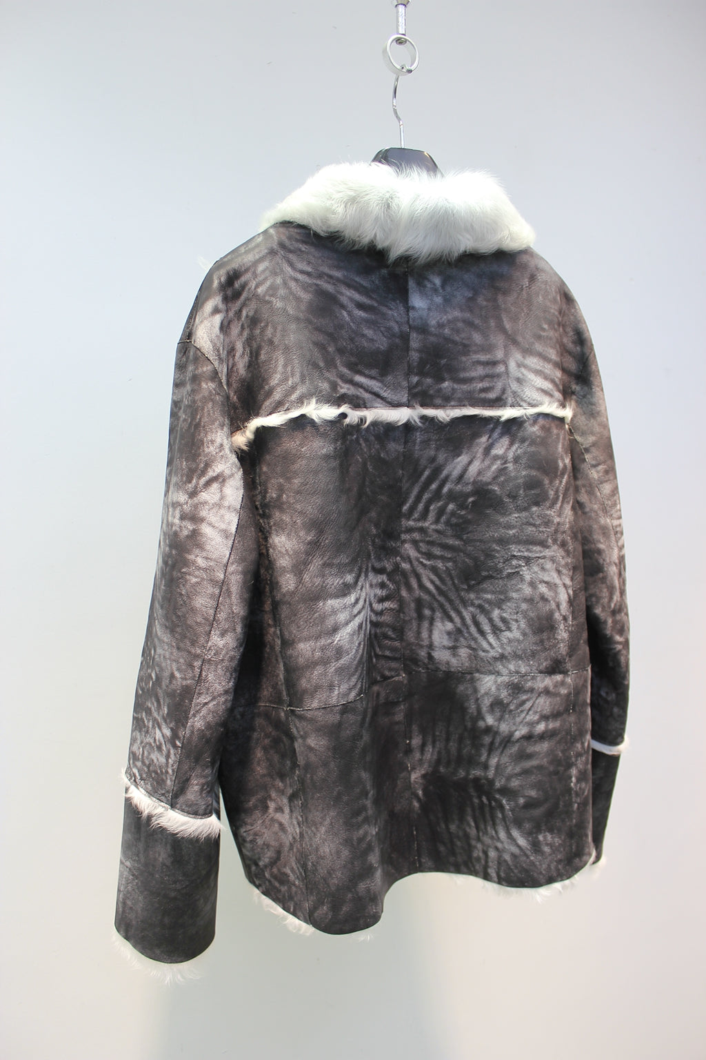 Soft lambskin fur coat with retro textured denim style