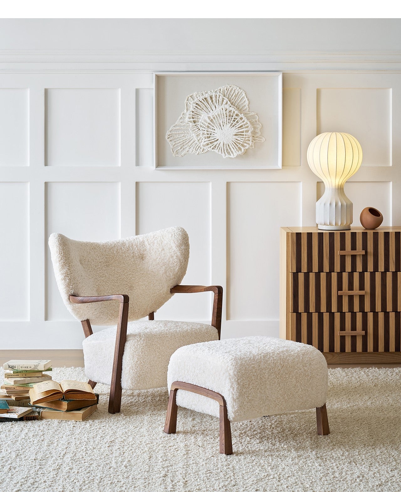 Woolf leisure chair milk tea brown French retro style solid wood mid-century style lamb velvet single sofa chair