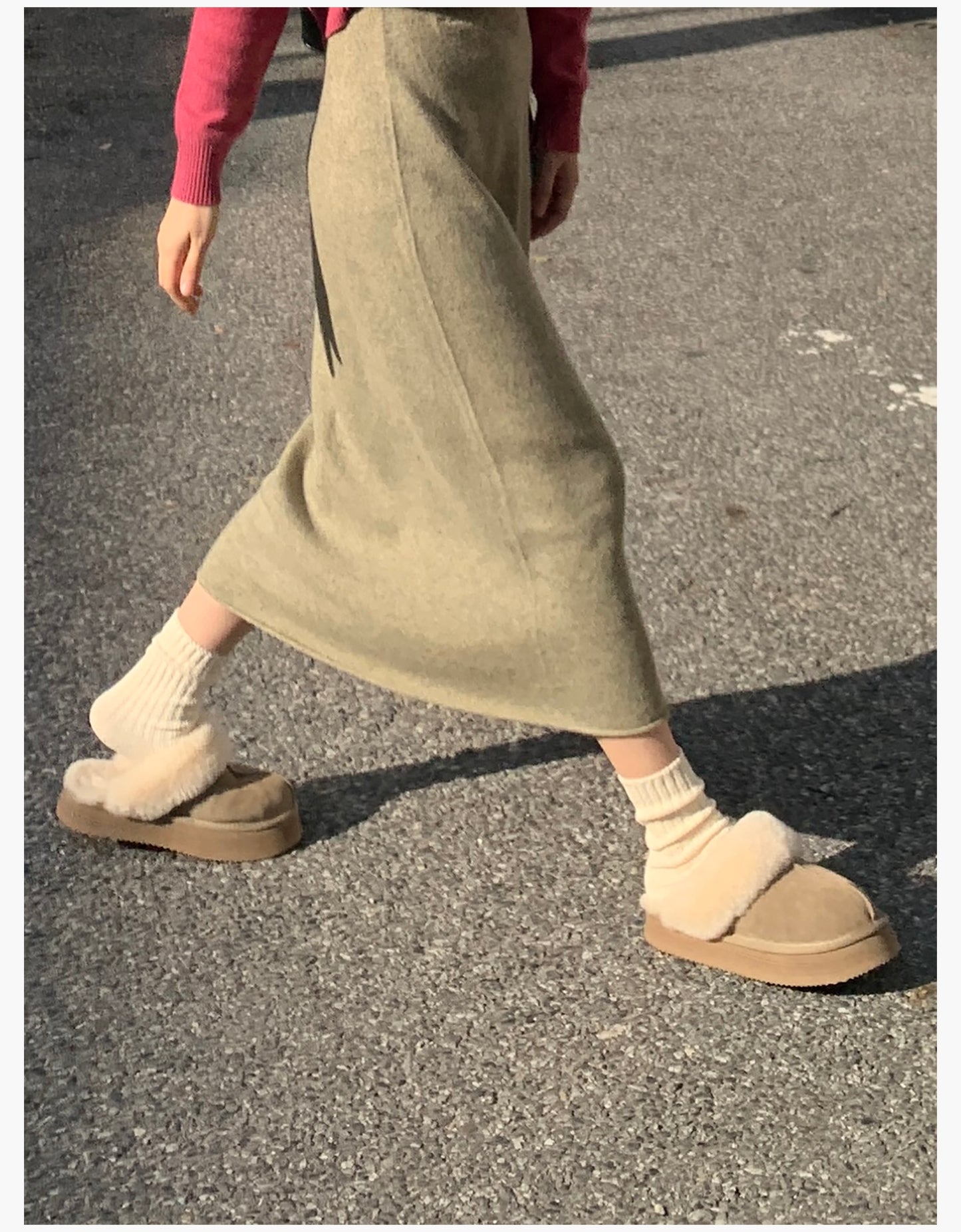 Thick-soled snow-covered cotton slippers