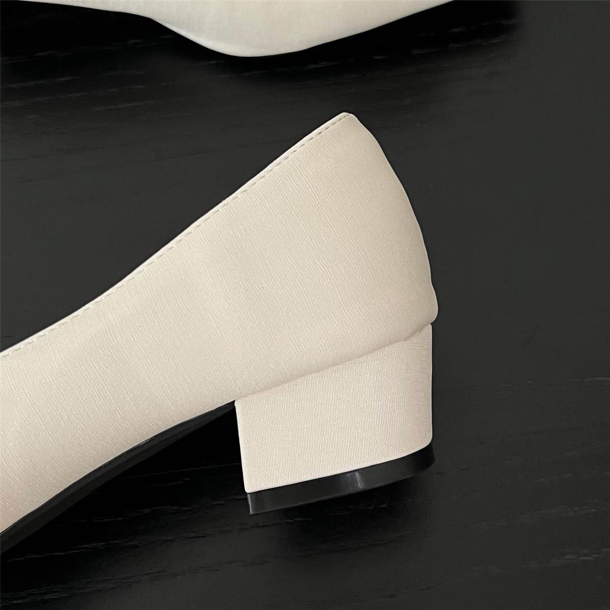 Square toe rhinestone shallow heel shoes