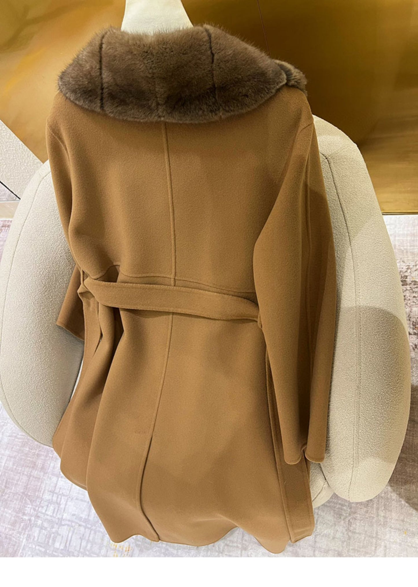 Double-faced cashmere coat with mink fur collar