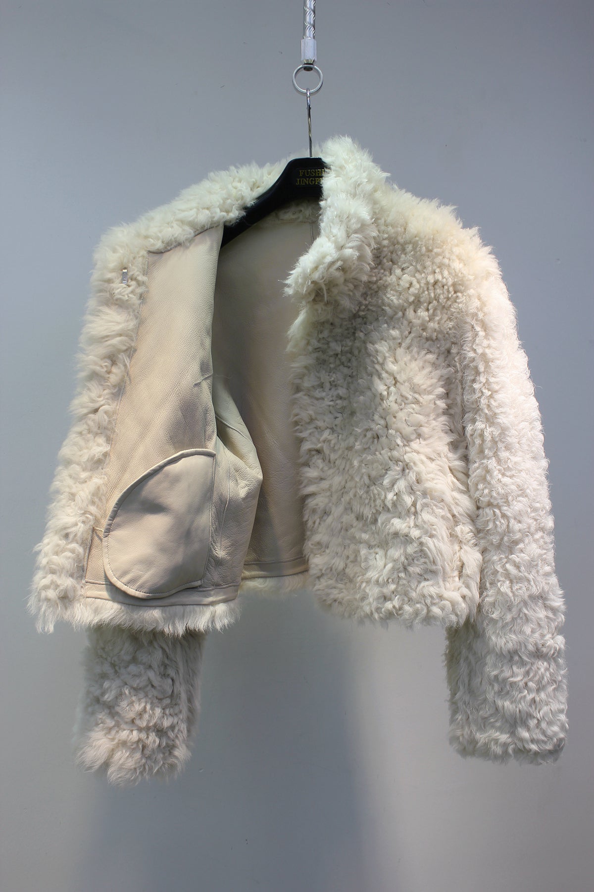Spanish Tuscan sheepskin all-in-one simple short fur coat