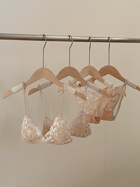 French embroidery flower triangle cup bra