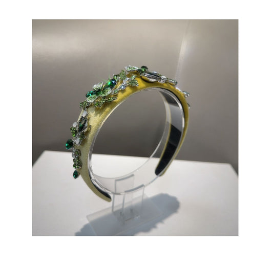 Ladylike and high-end rhinestone hair accessories