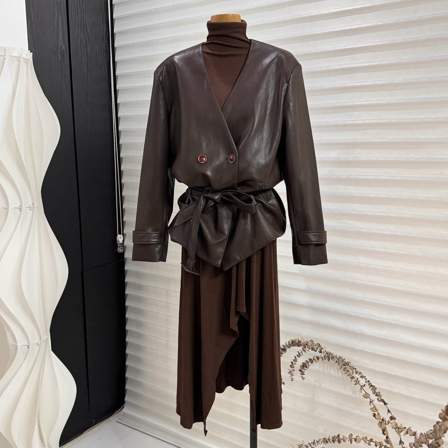 V-neck lace-up PU suit motorcycle jacket