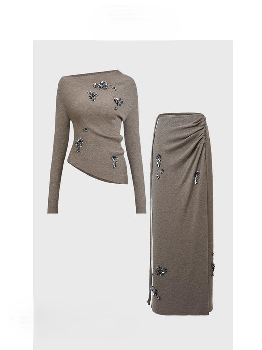 Two piece knitted skirt suit