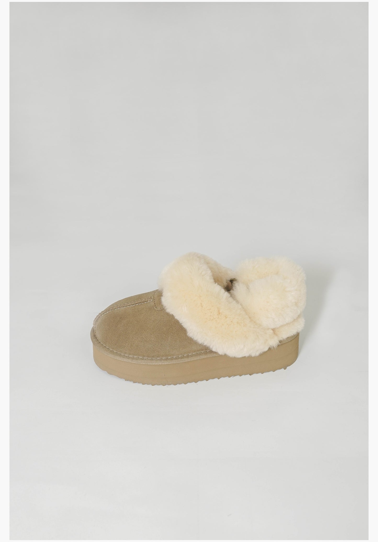 Handmade fur and velvet cotton shoes