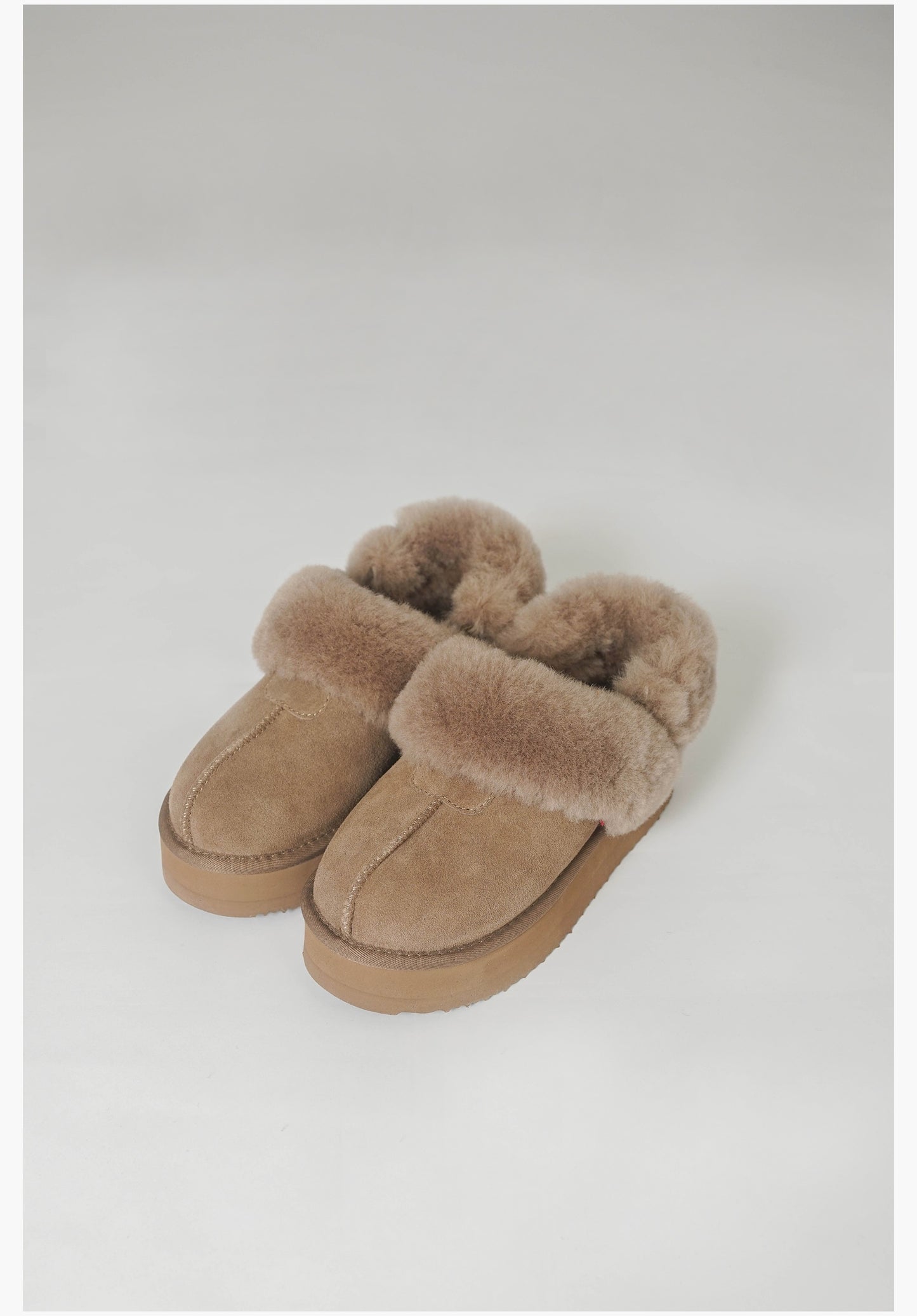 Handmade fur and velvet cotton shoes