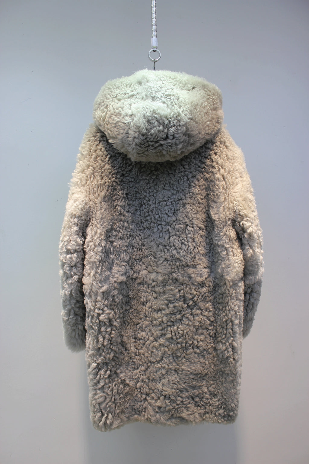 Icelandic imported sheepskin all-in-one Nordic style hooded mid-length fur coat