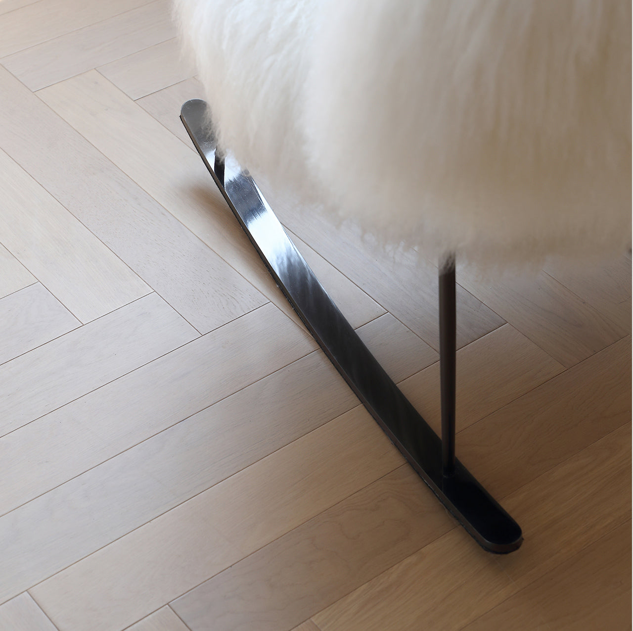 Nordic style dressing chair Italian light luxury balcony living room hair leisure chair imported wool single chair