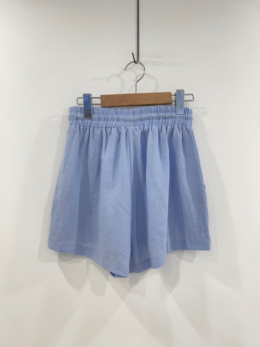 Blue long-sleeved shirt loose shorts two-piece suit