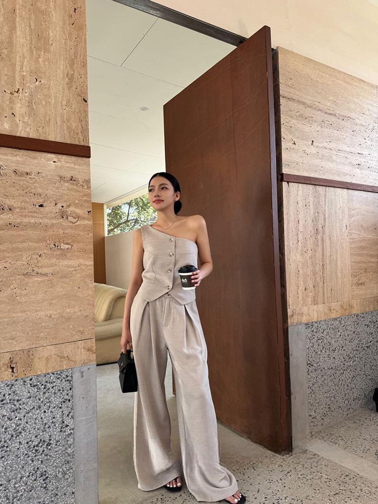Korean style single-breasted off-shoulder top casual trousers suit