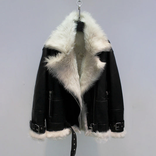 High quality genuine Tuscan fur one-piece glossy silhouette motorcycle jacket