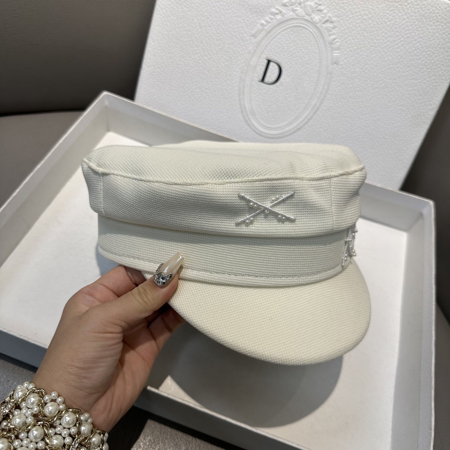 Versatile European and American navy style beret