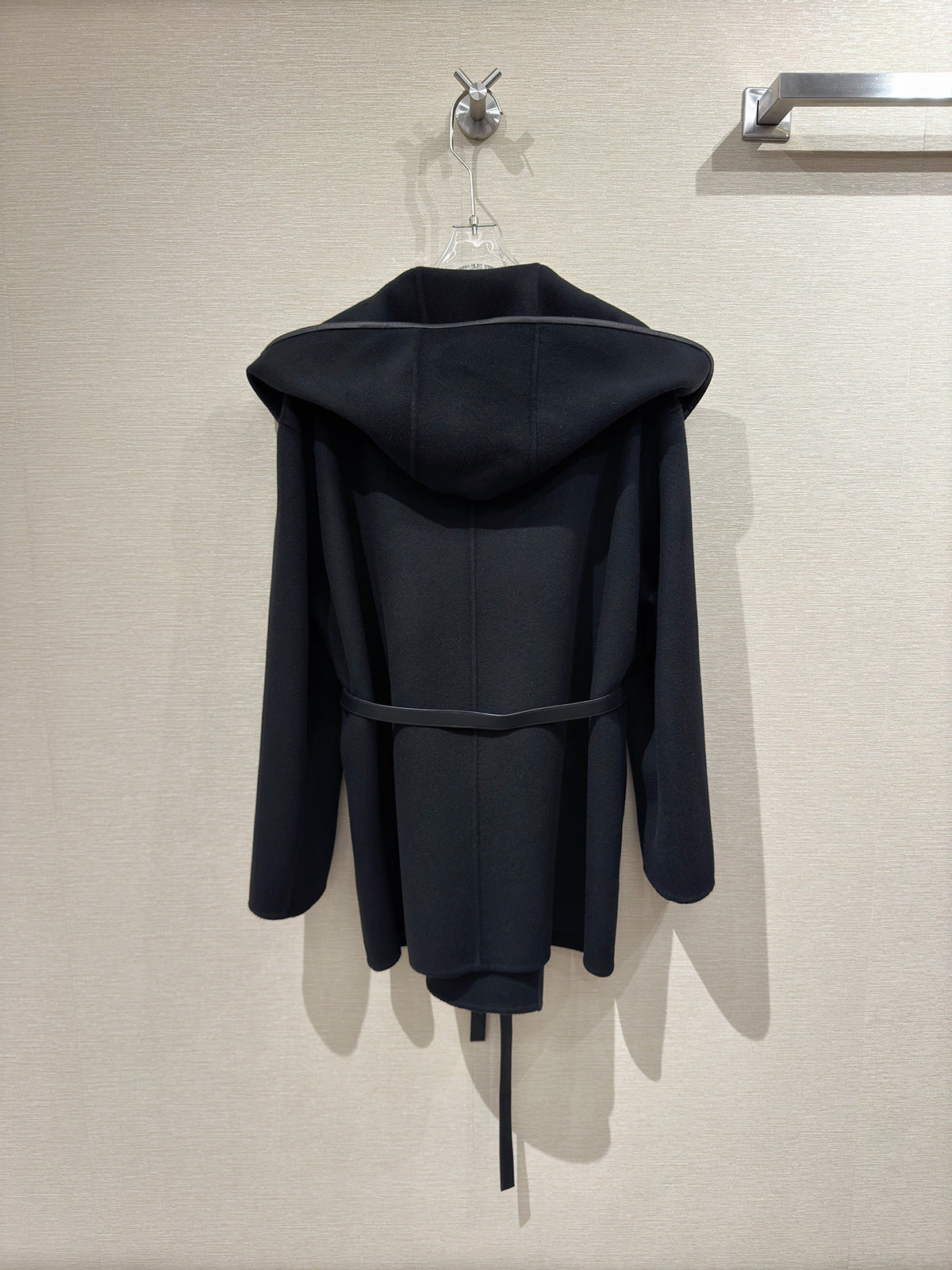 Hooded double-faced cashmere lace-up coat