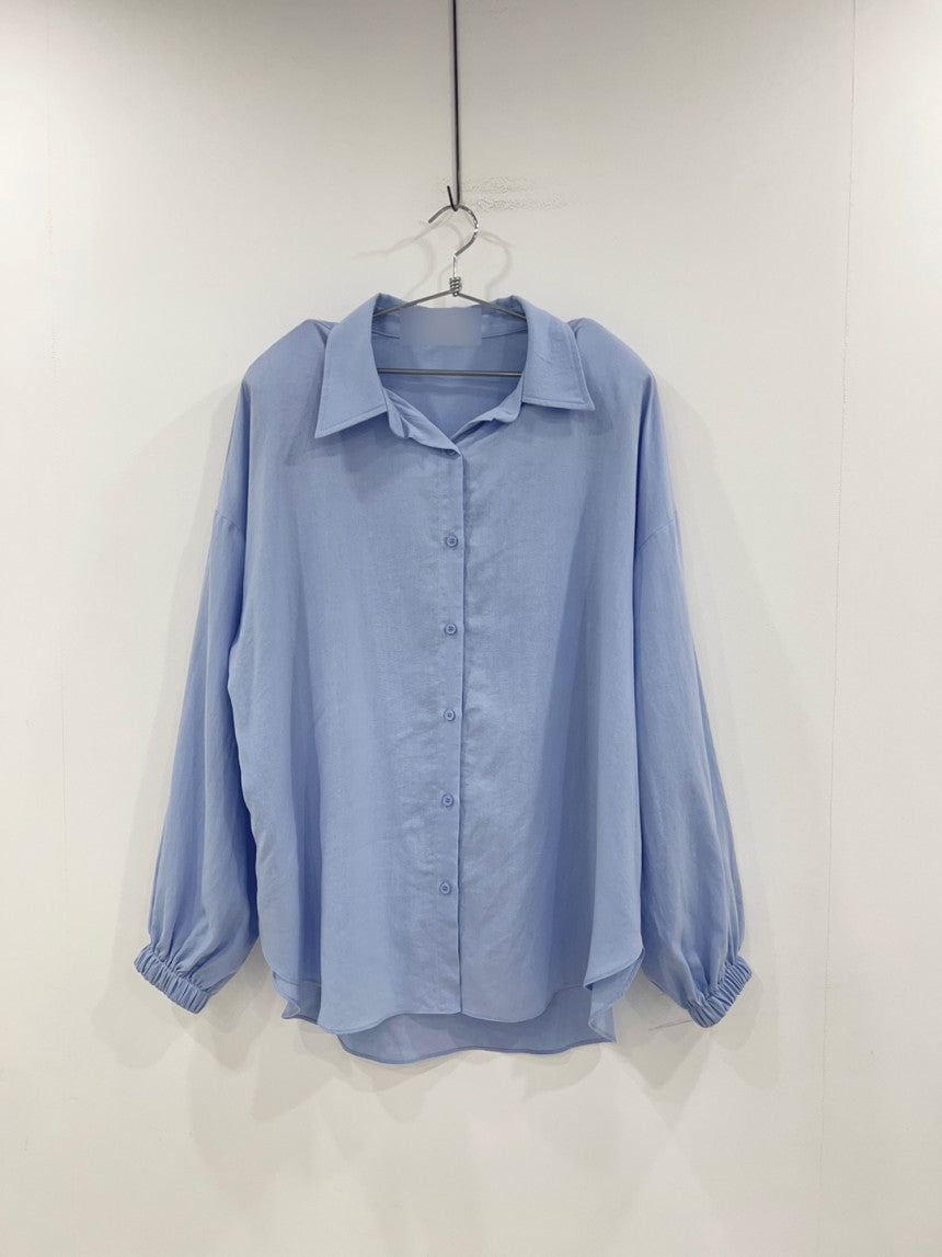 Blue long-sleeved shirt loose shorts two-piece suit