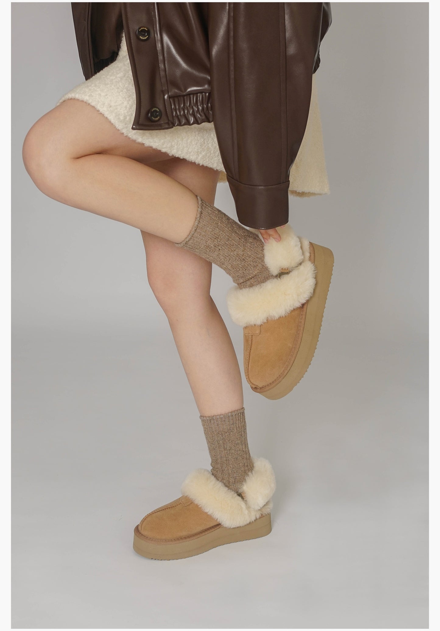 Handmade fur and velvet cotton shoes