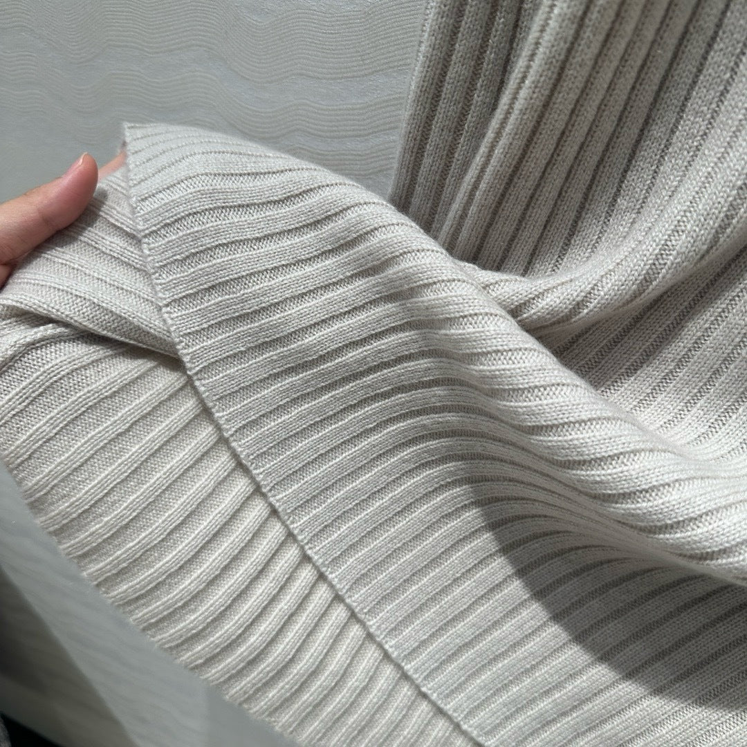 Cashmere cardigan skirt set