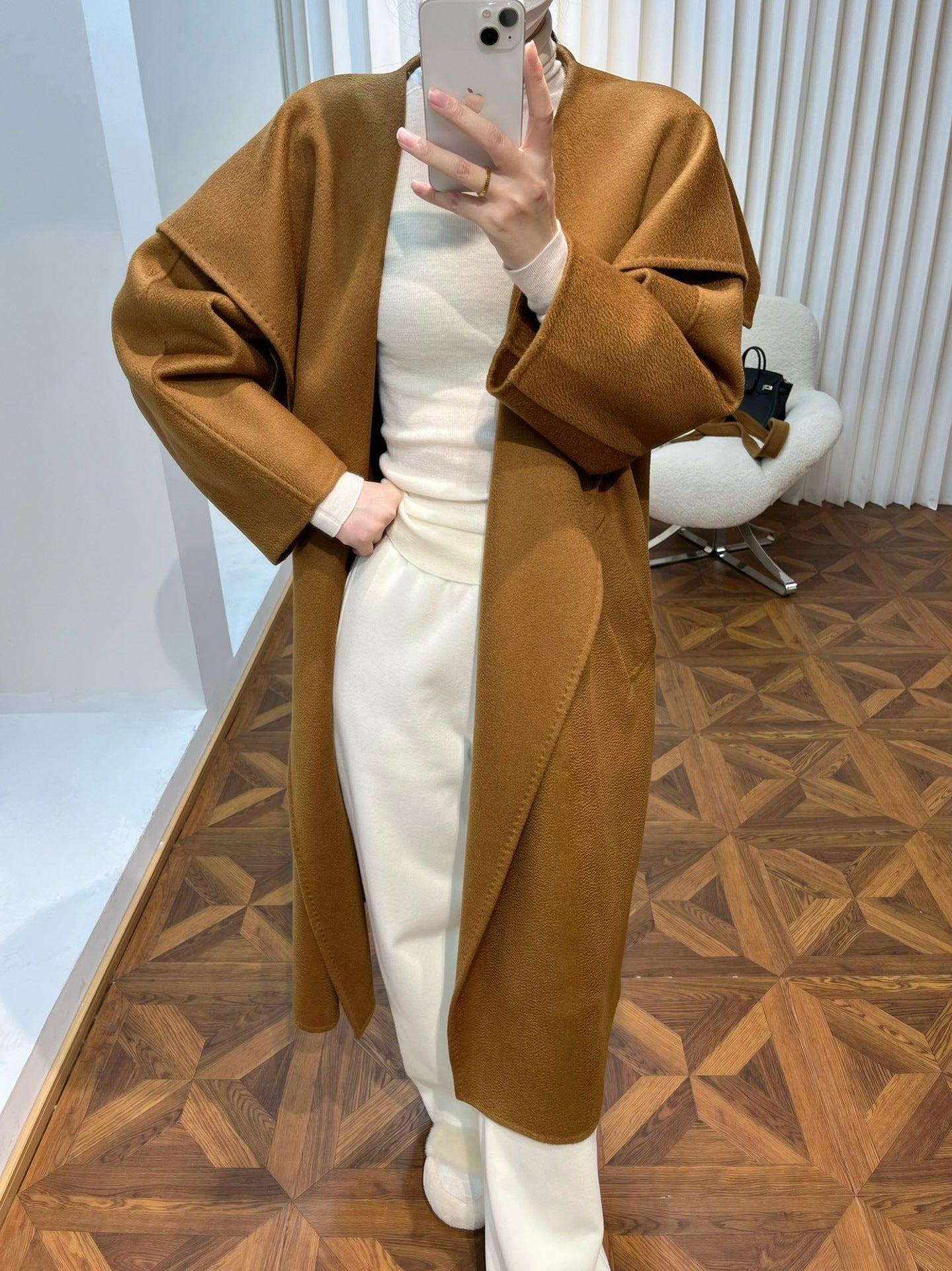 Lapel wool coat