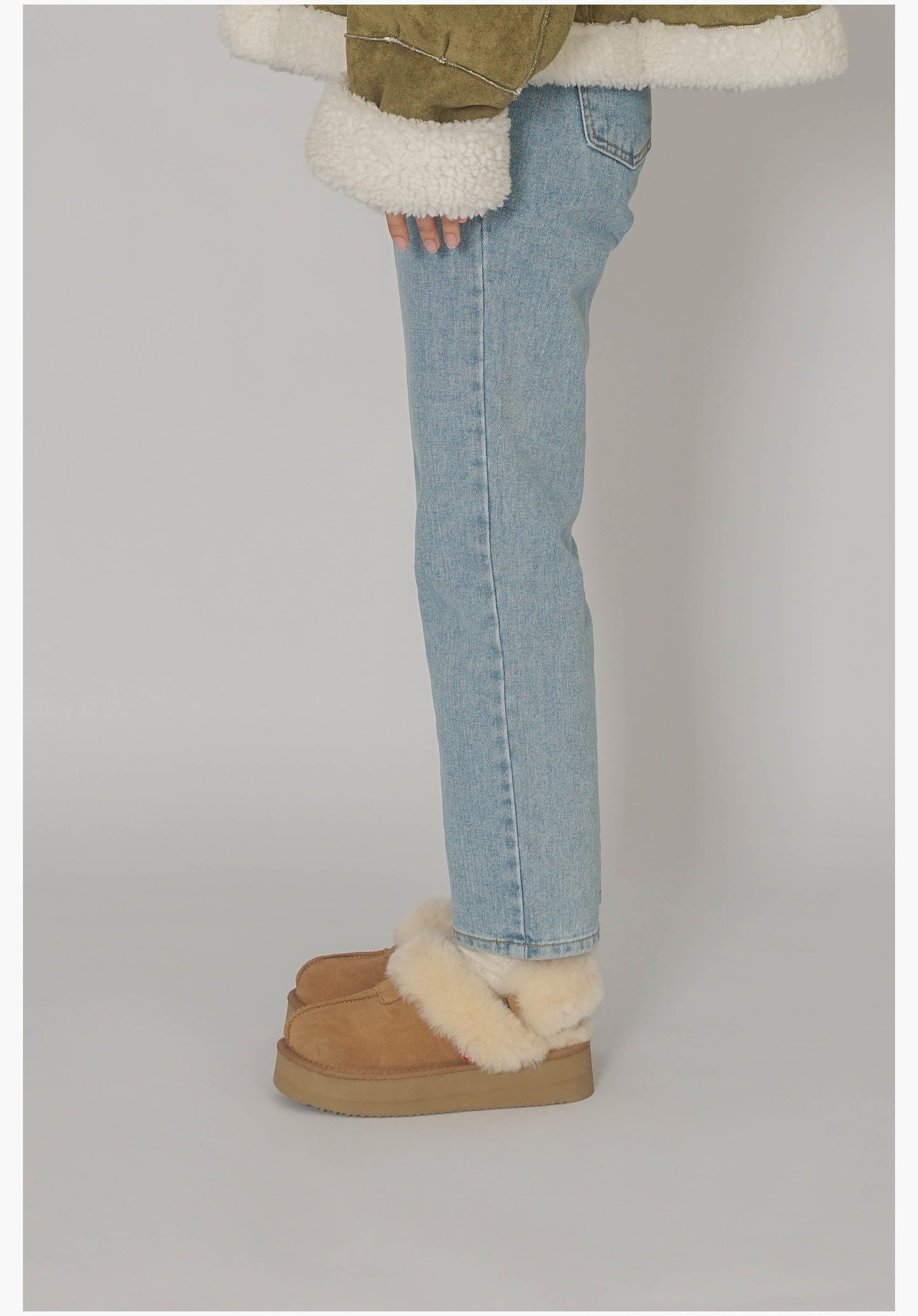 Handmade fur and velvet cotton shoes