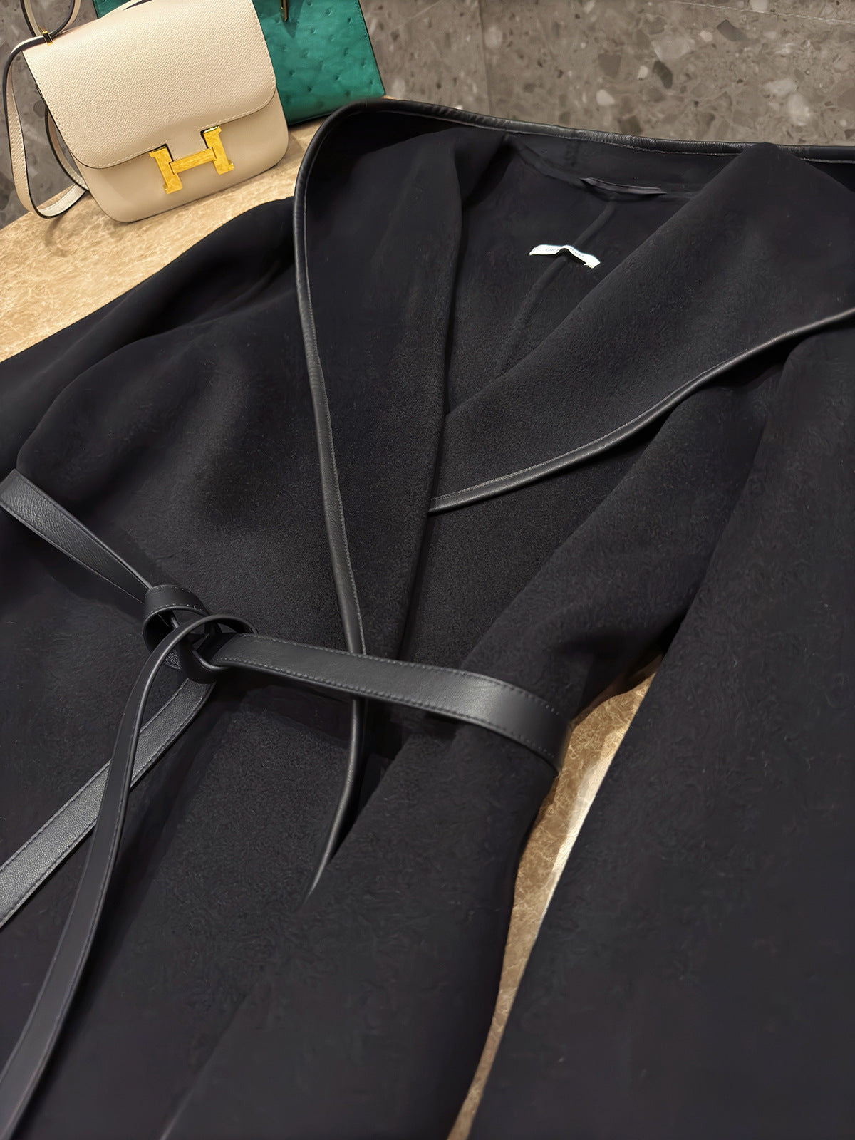 Hooded double-faced cashmere lace-up coat