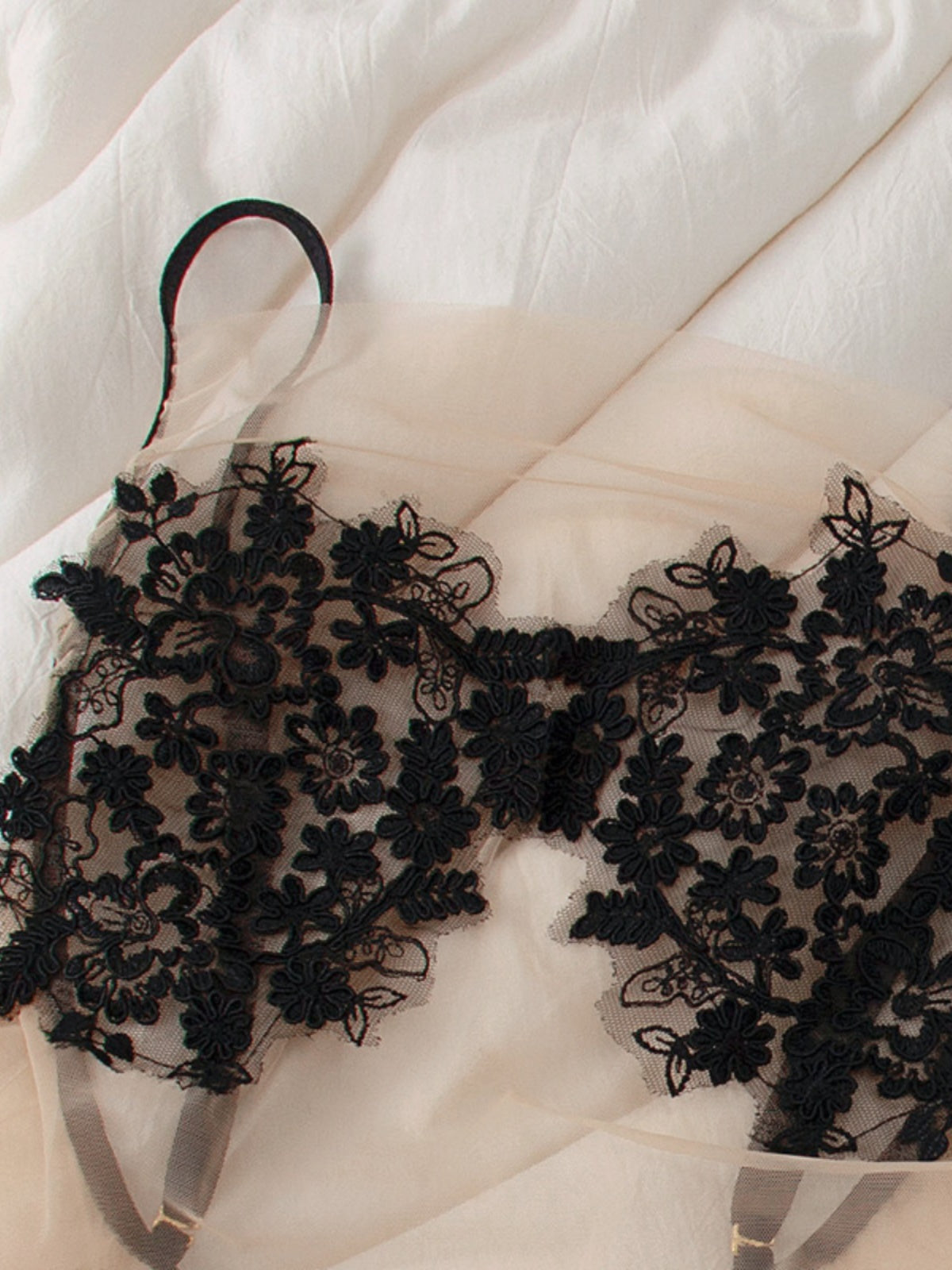Lace one-piece underwear