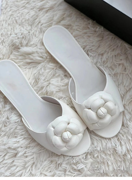 Small Chanel style beach sandals