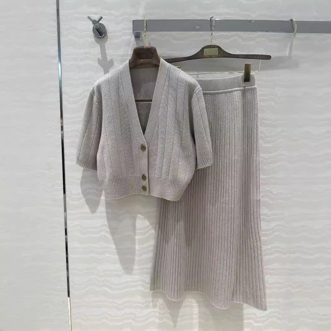 Cashmere cardigan skirt set