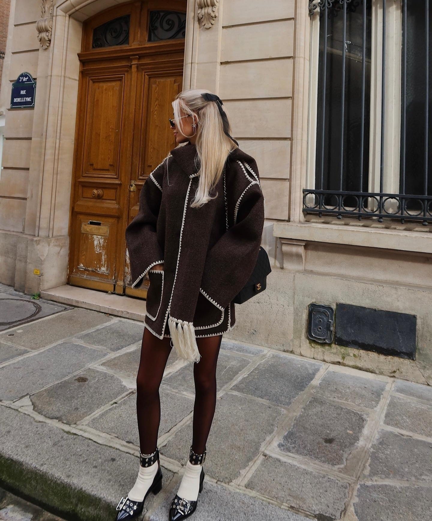 Wool coat with heather embroidered scarf