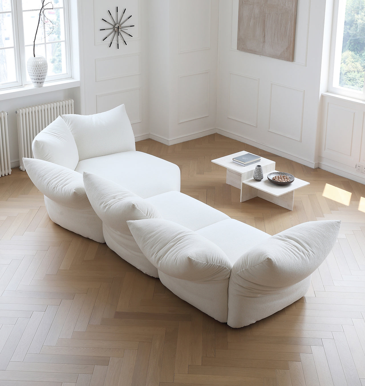 Italian minimalist petal sofa designer creative special-shaped modular sofa corner fabric sofa