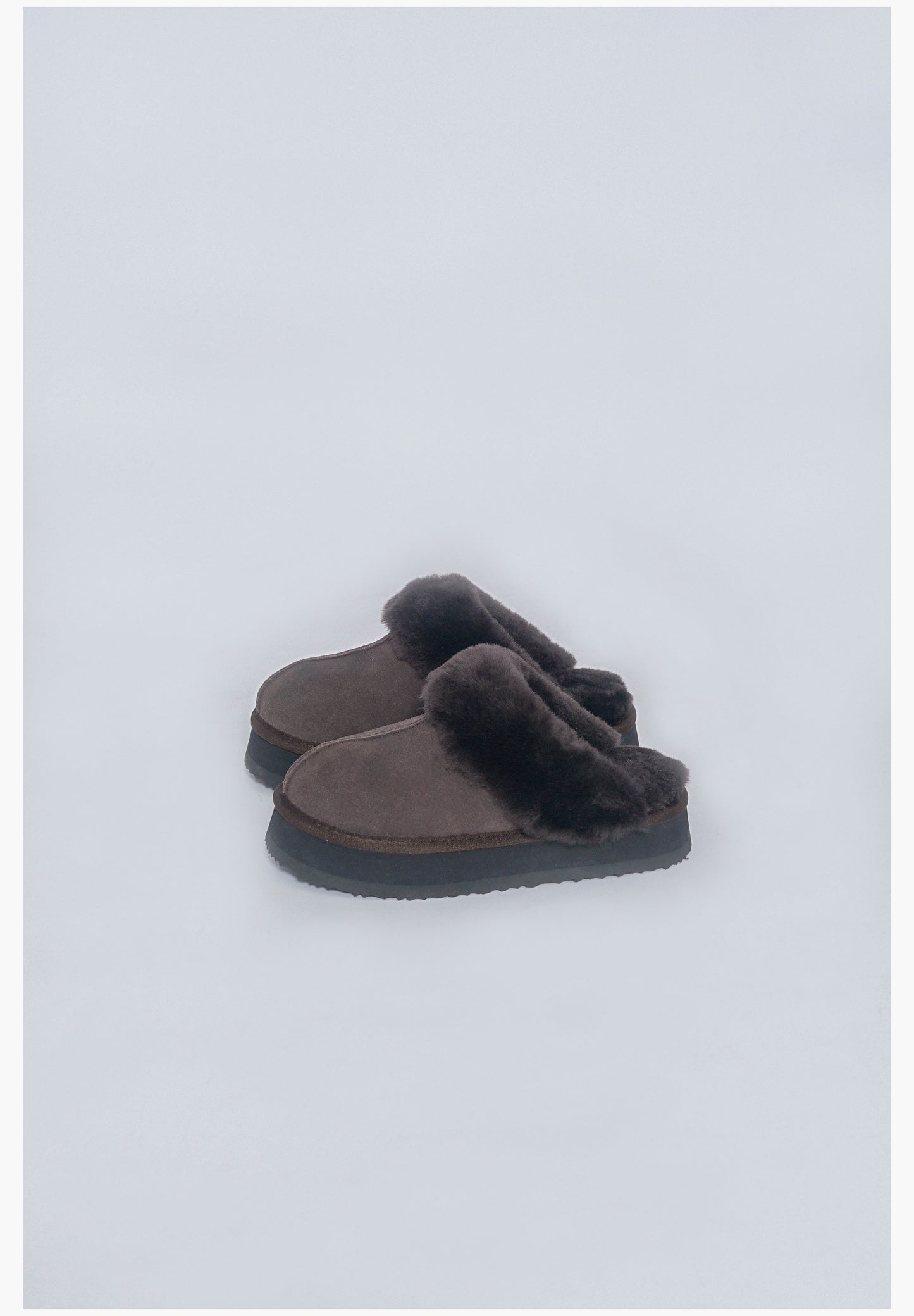 Thick-soled snow-covered cotton slippers