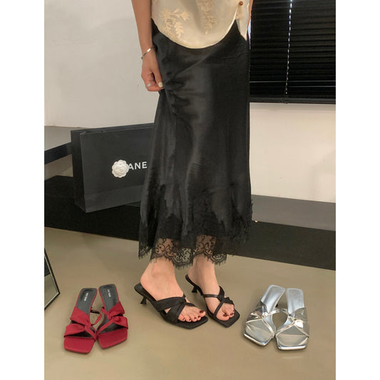 Fashionable and versatile niche design square toe open toe slippers