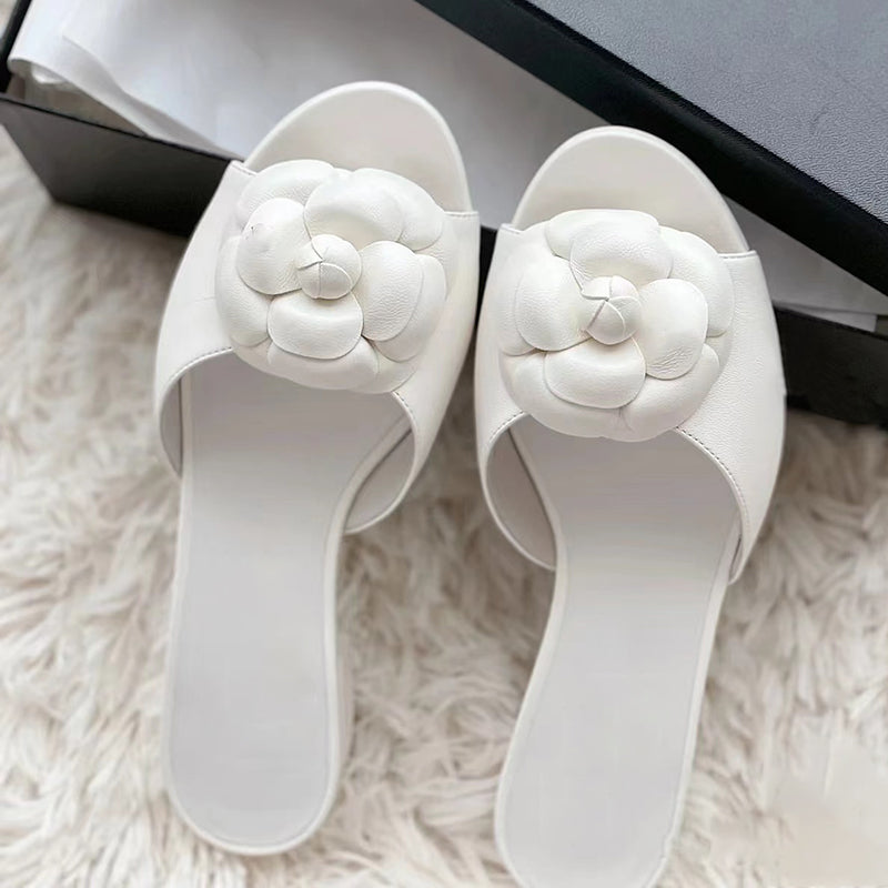 Small Chanel style beach sandals