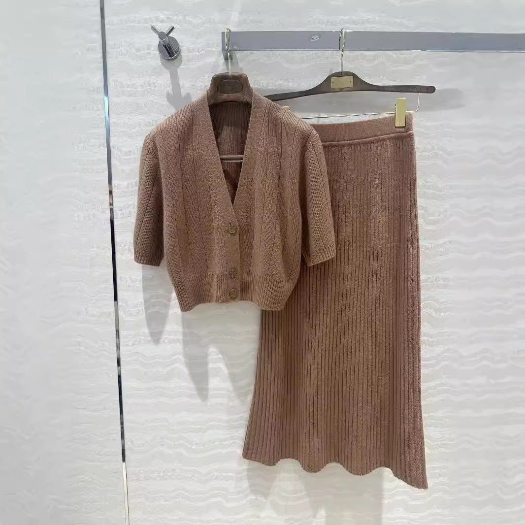 Cashmere cardigan skirt set