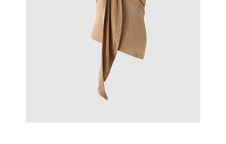 French one-shoulder suspender top with hot girl style