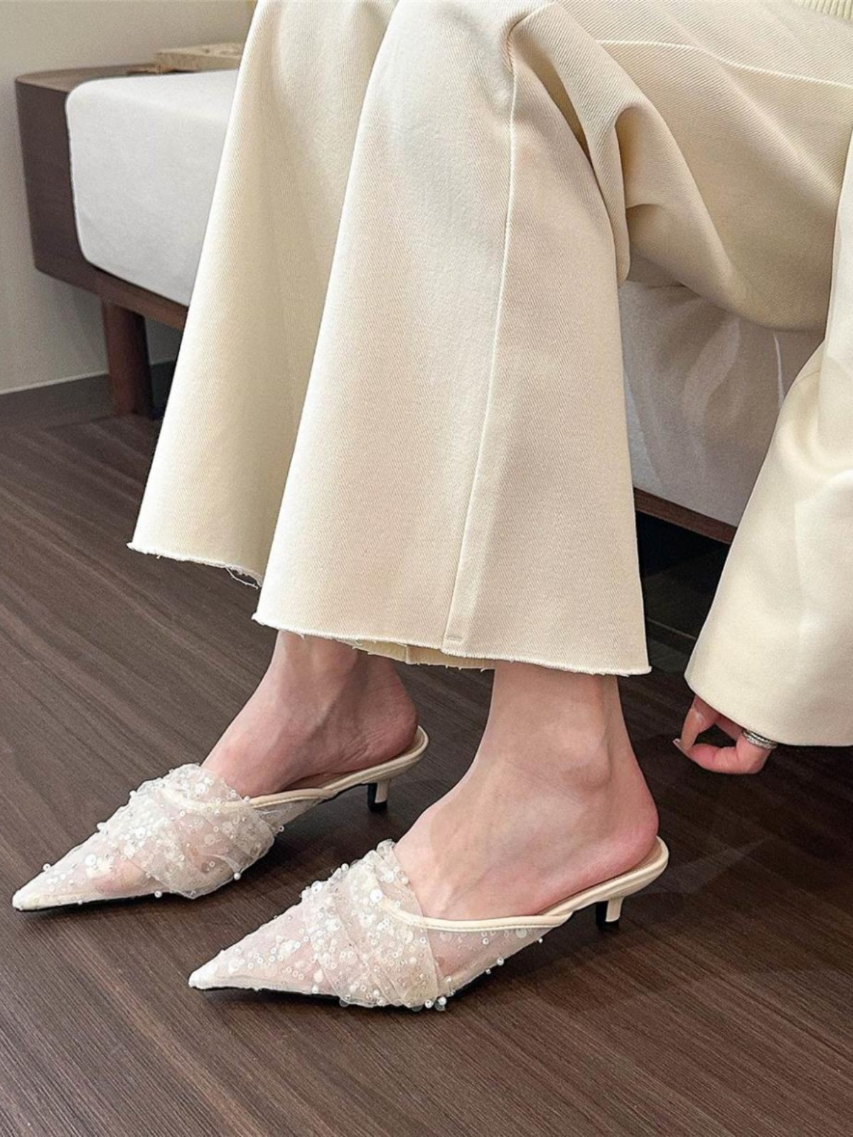 Mesh half slippers sequin pointed toe shoes