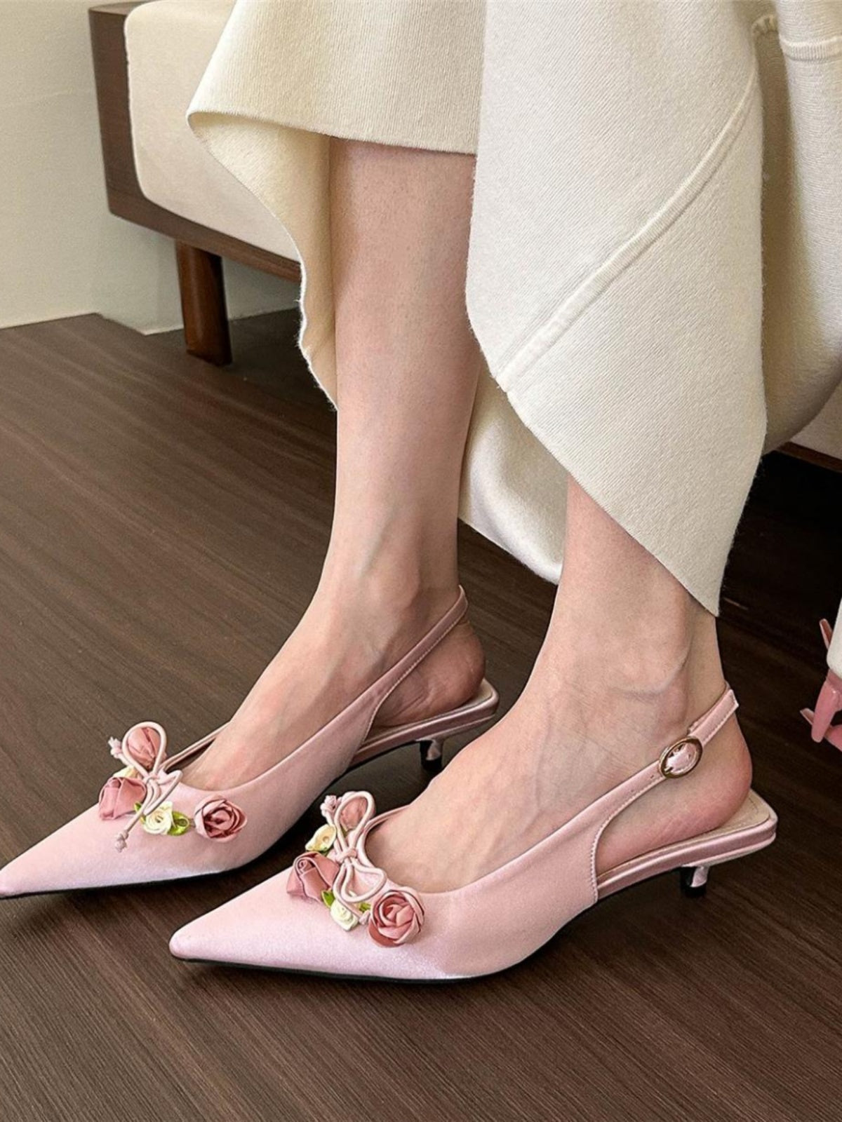 Flower Chinese sandals
