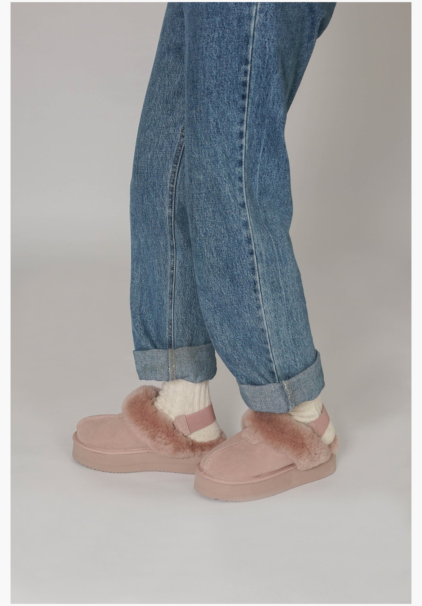 Handmade fur and velvet cotton shoes