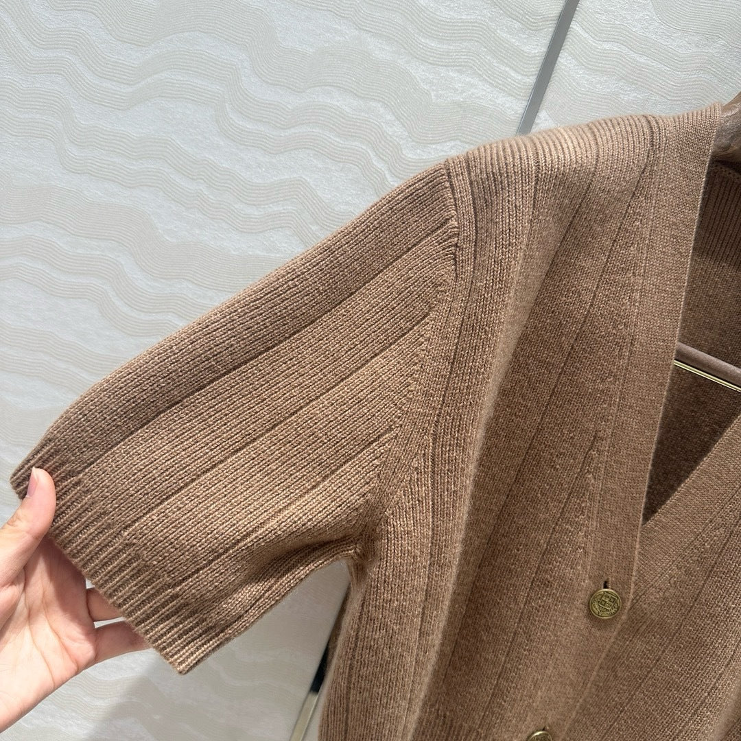 Cashmere cardigan skirt set