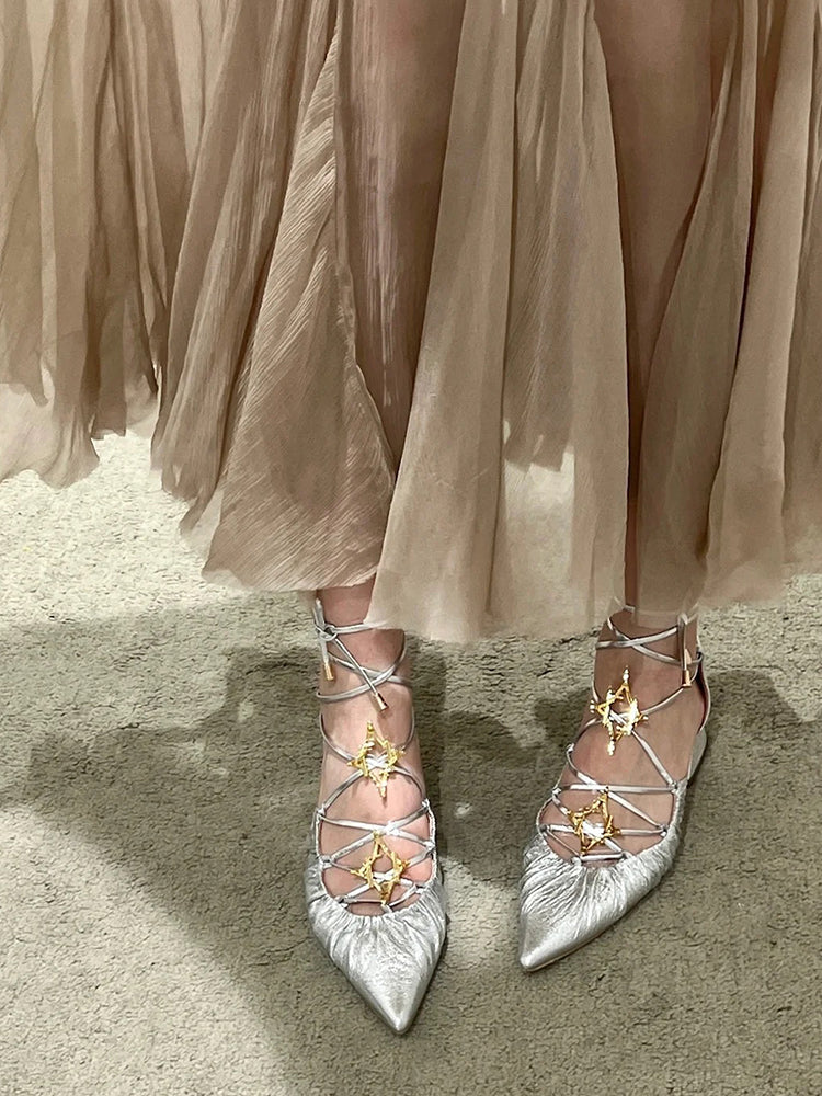 Pointed toe cross-strap silver pleated block heel vintage Mary Jane
