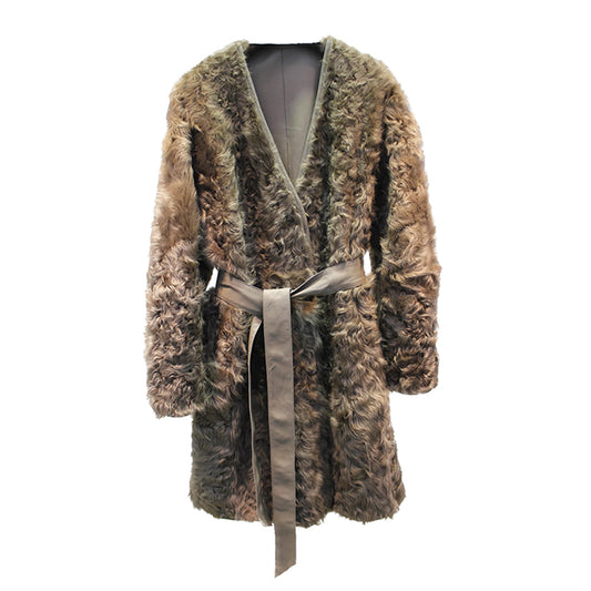 Soft small lake sheep fur one-piece V-neck reversible mid-length fur