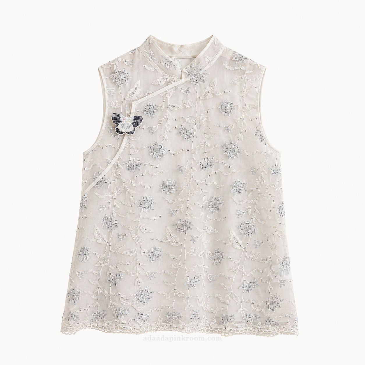 MOON FLOWER EMBROIDERED TOP