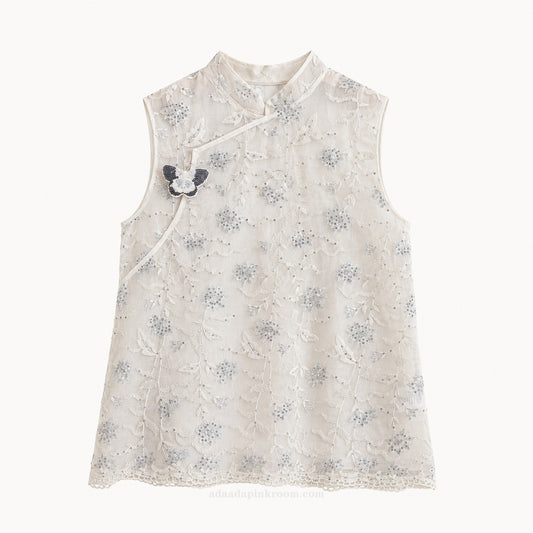 MOON FLOWER EMBROIDERED TOP